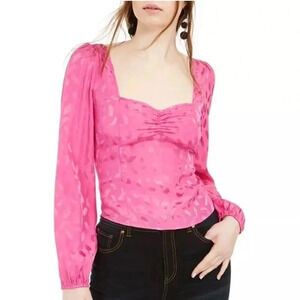 Leyden long sleeve sweetheart blouse